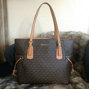 SOLD Michael Kors Voyager East West Signature Tote